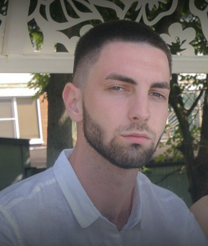 Шахов Артем